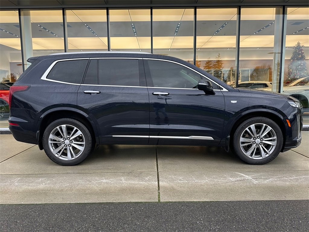 Used 2021 Cadillac XT6 Premium Luxury image 6