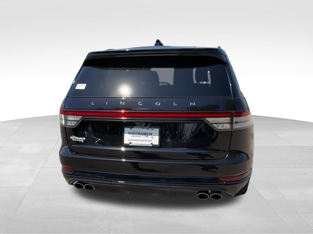 New 2026 Lincoln Aviator AWD w/ Jet Appearance Package image 8