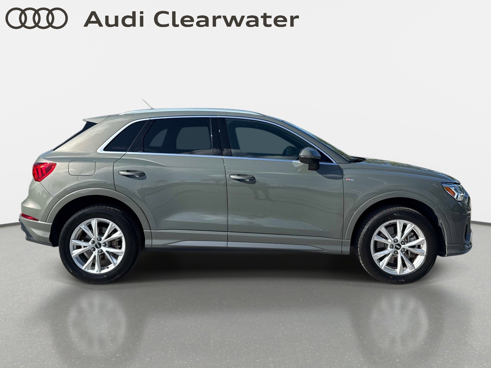 Used 2025 Audi Q3 2.0T Premium AWD/4WD image 6