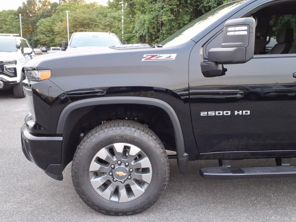 New 2026 Chevrolet Silverado 2500 Custom w/ Custom Value Package AWD/4WD image 7
