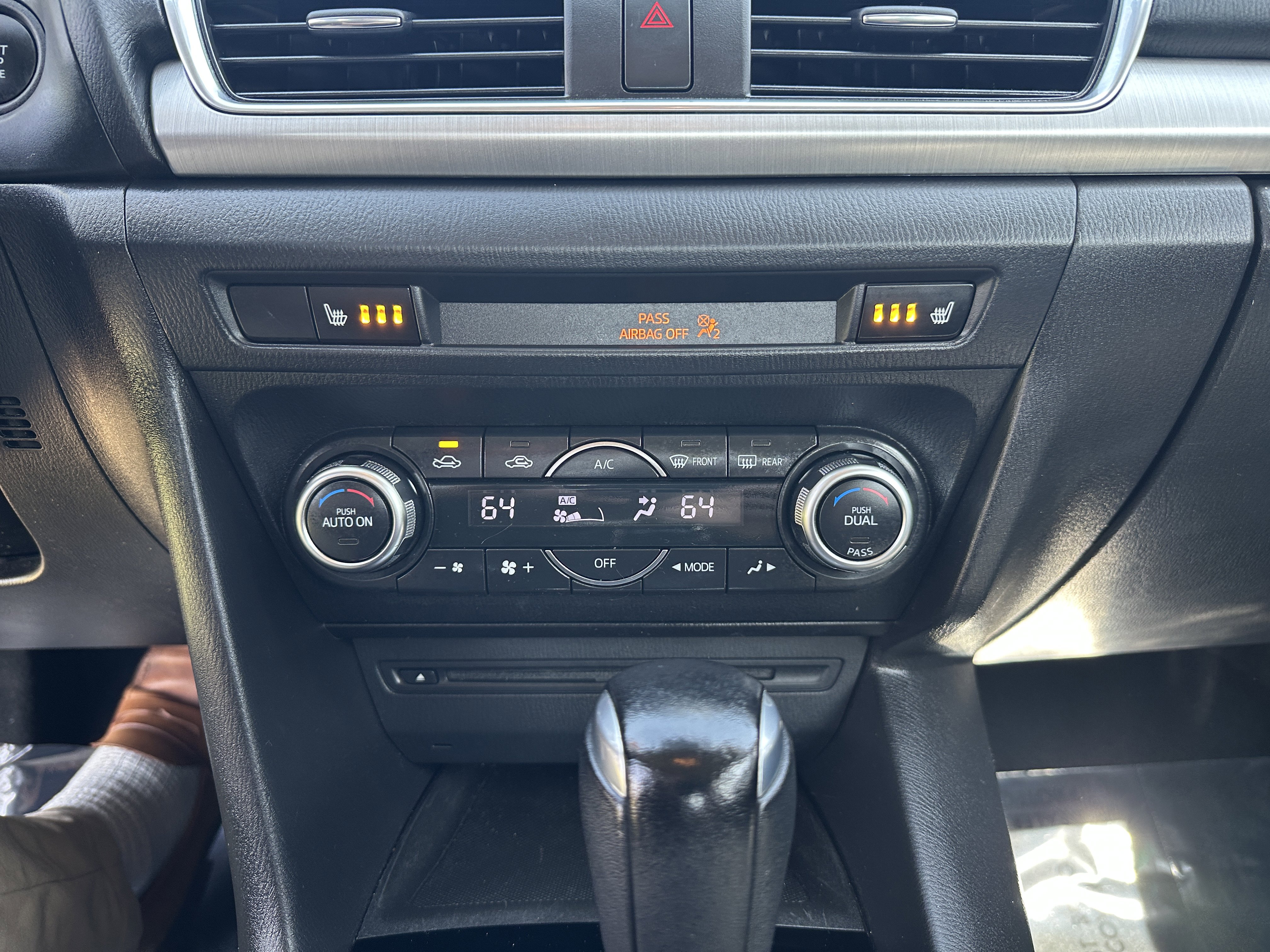 Used 2016 MAZDA MAZDA3 s Touring image 8