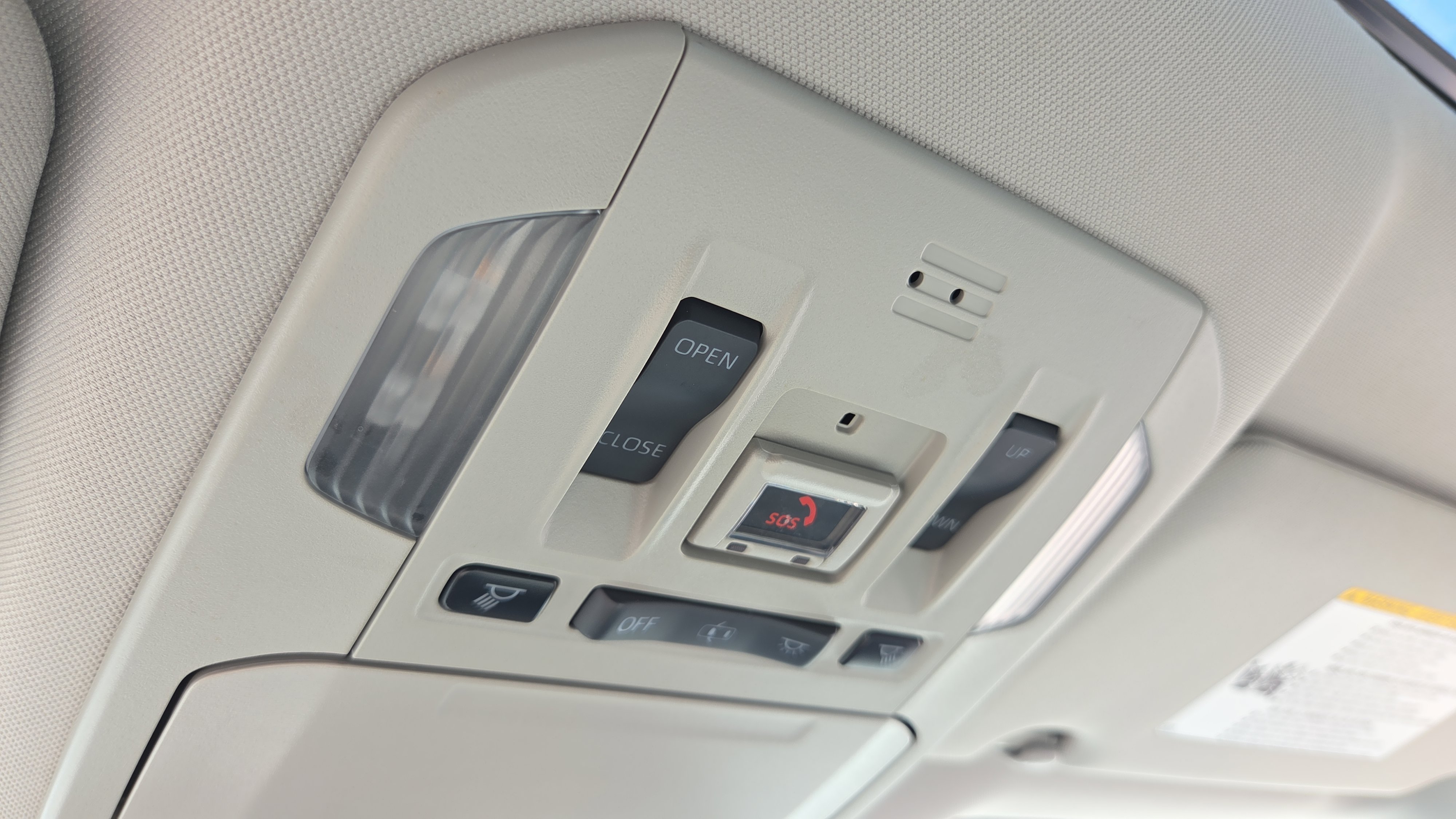 Used 2020 Toyota Highlander XLE image 31