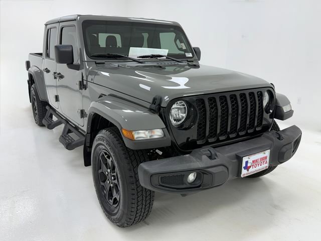 Used 2021 Jeep Gladiator Sport AWD/4WD image 2