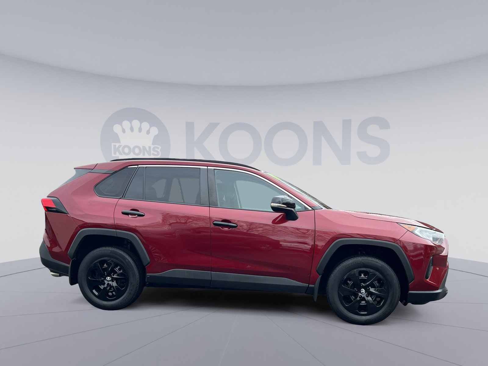 Used 2019 Toyota RAV4 LE w/ All Weather Liner Package image 7