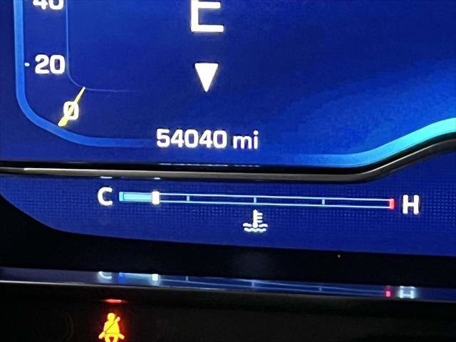 Used 2024 Chevrolet Suburban LT image 25