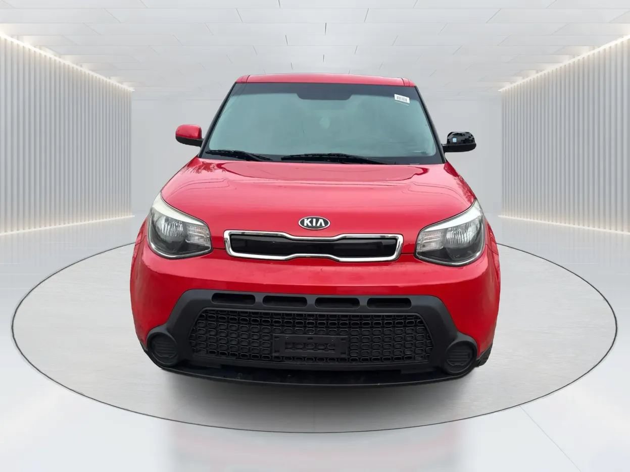 Used 2015 Kia Soul + FWD image 2
