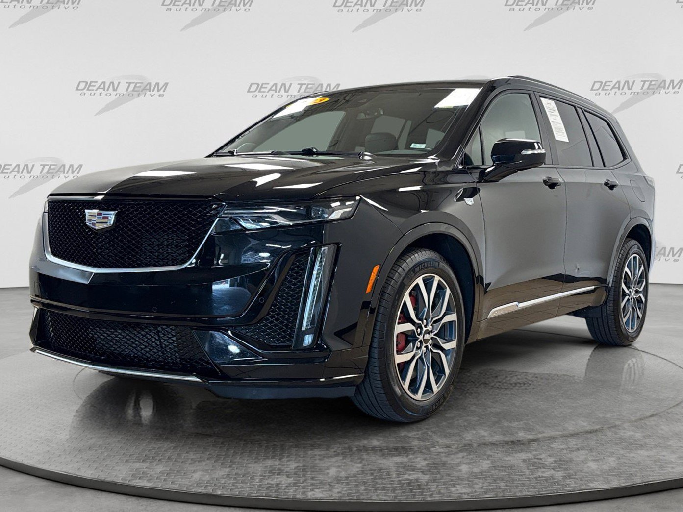 Used 2023 Cadillac XT6 Sport AWD/4WD image 3