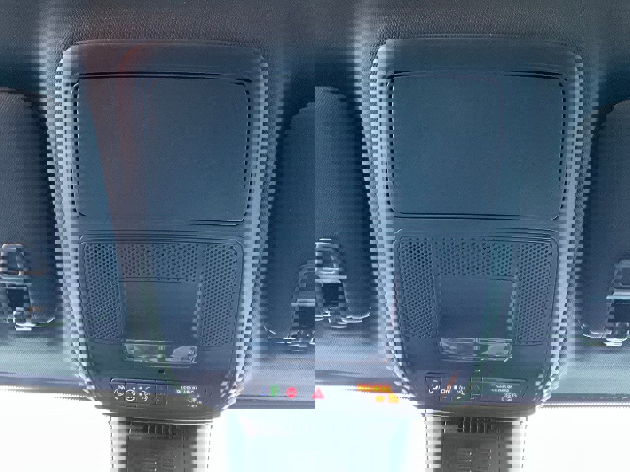 Used 2025 Chevrolet Equinox LT image 16