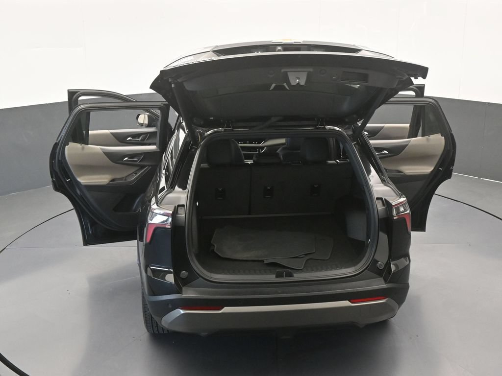 Used 2025 Chevrolet Equinox LT w/ Convenience Package II FWD image 79