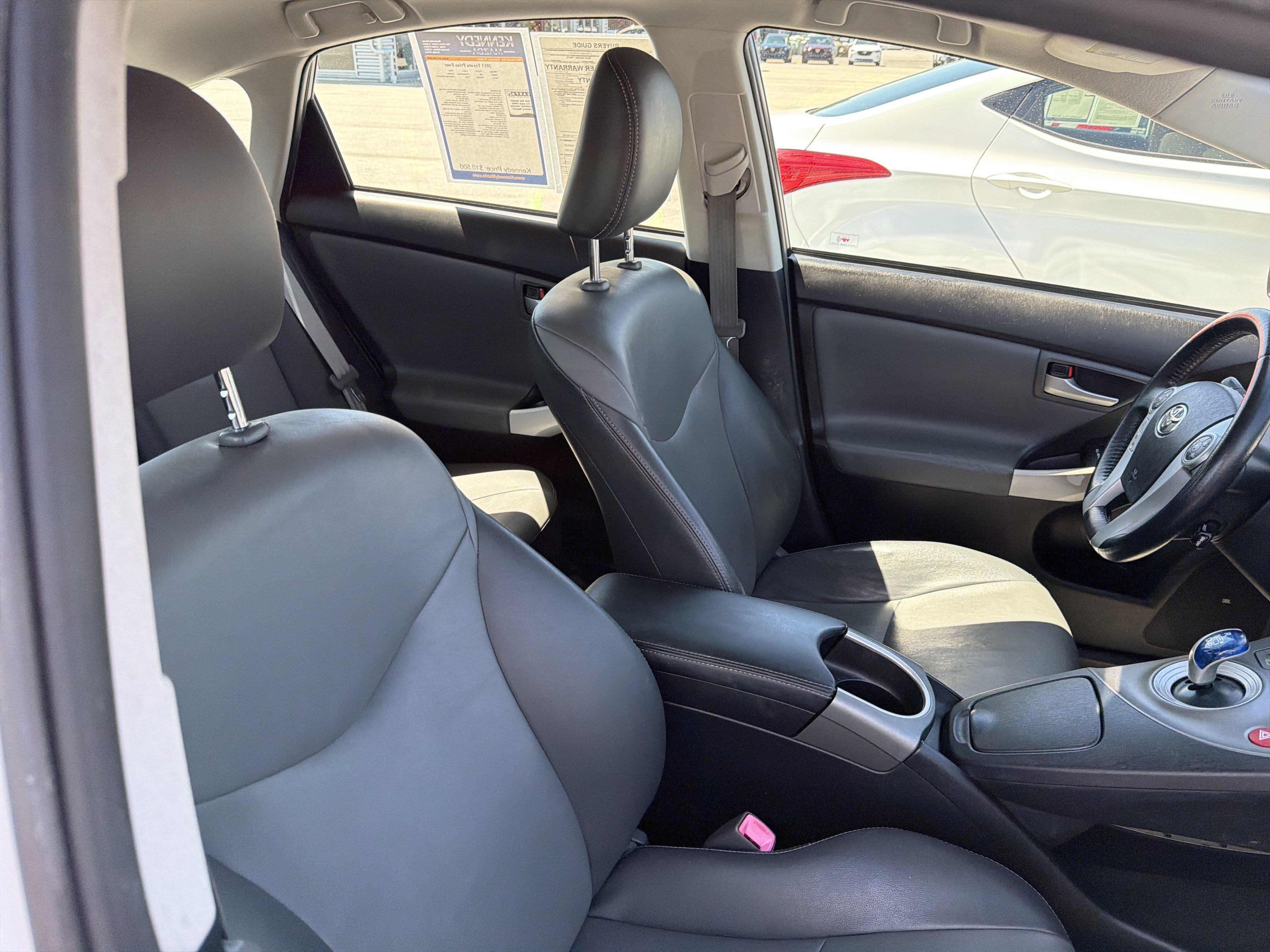 Used 2013 Toyota Prius Four w/ Deluxe Solar Roof Pkg FWD image 62