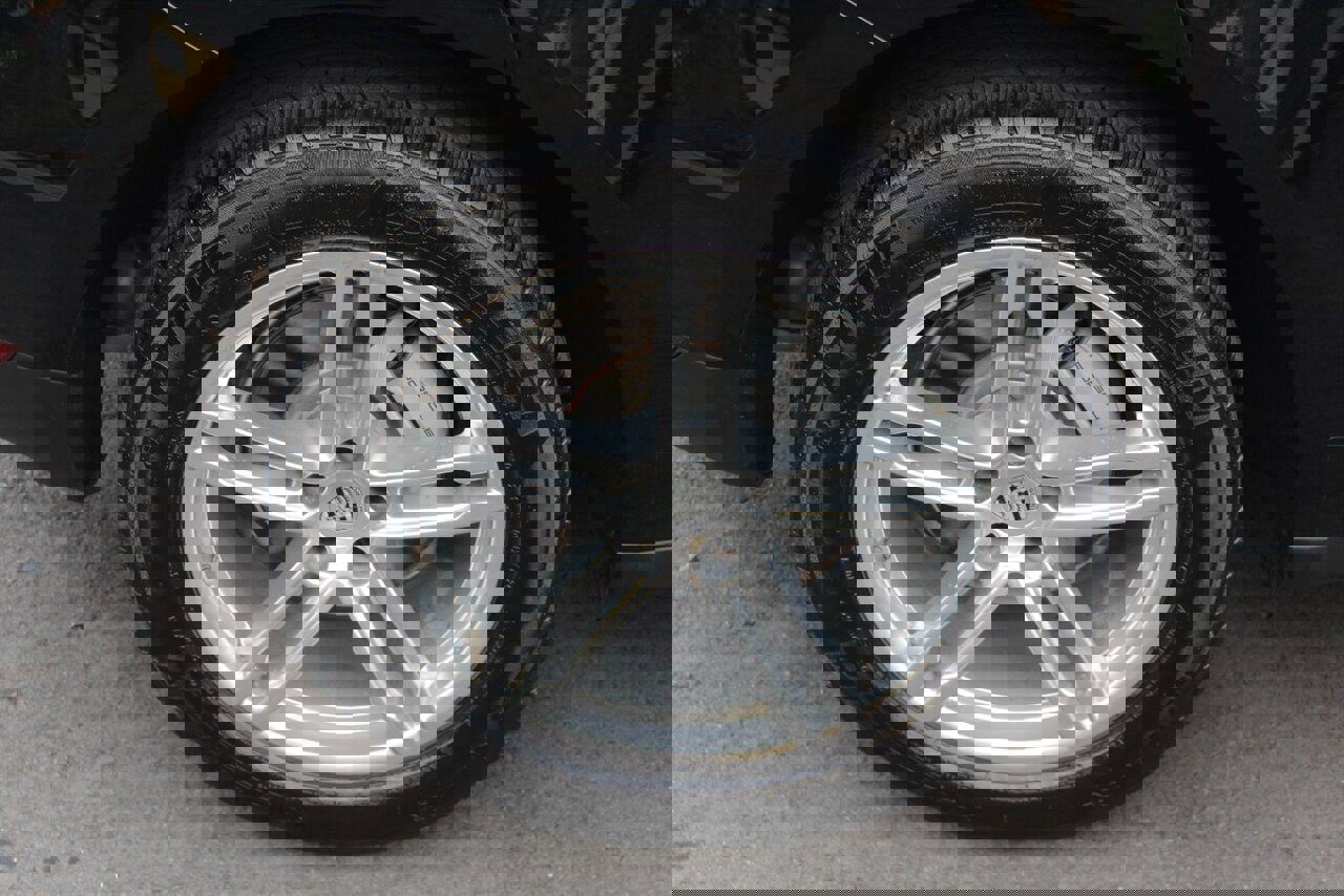 Used 2016 Porsche Macan S image 24