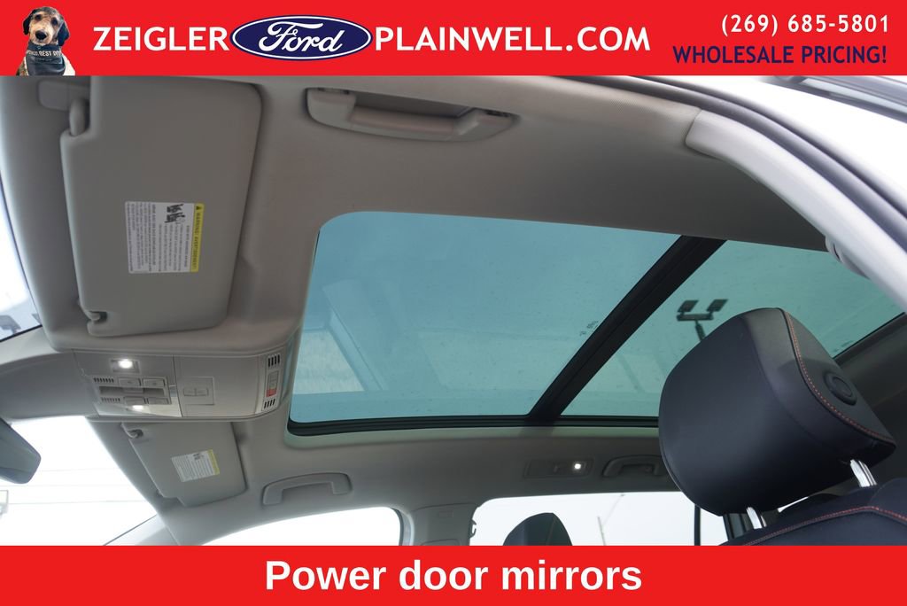 Used 2024 Volkswagen Tiguan Wolfsburg Edition image 10