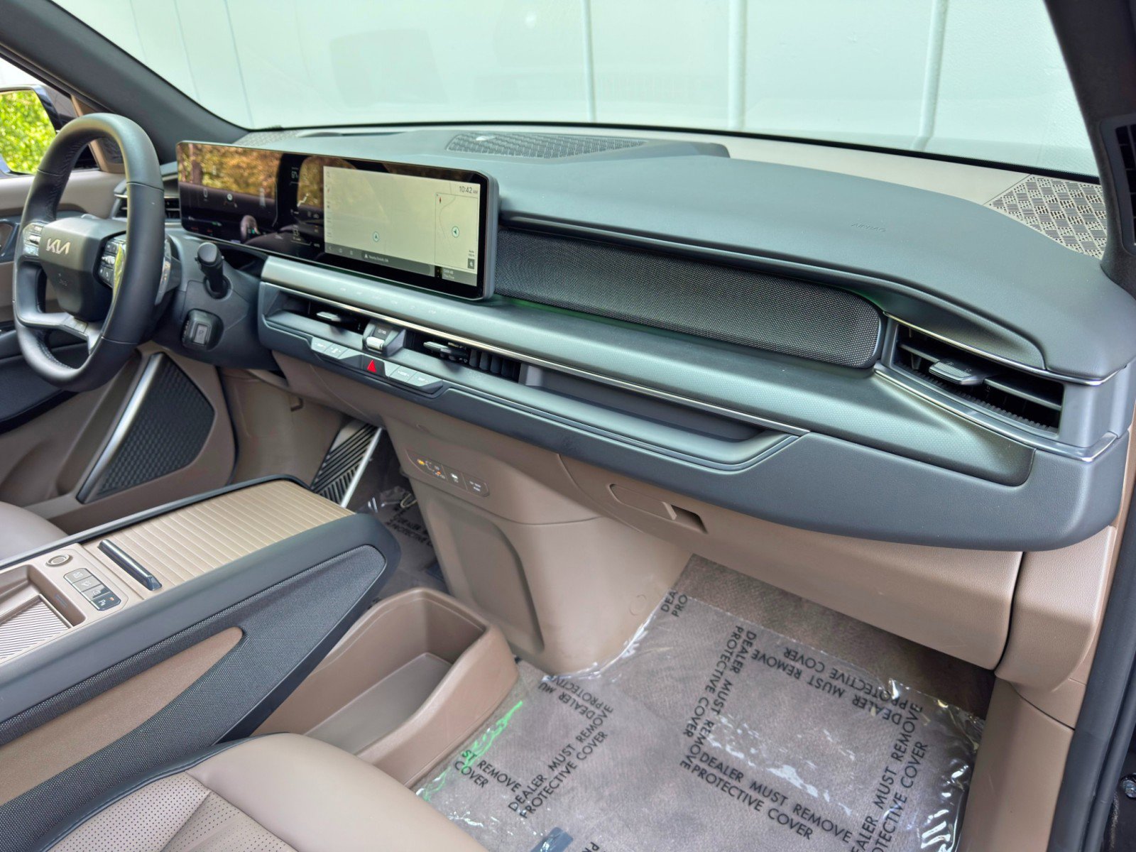 Used 2025 Kia EV9 GT-Line AWD/4WD image 14