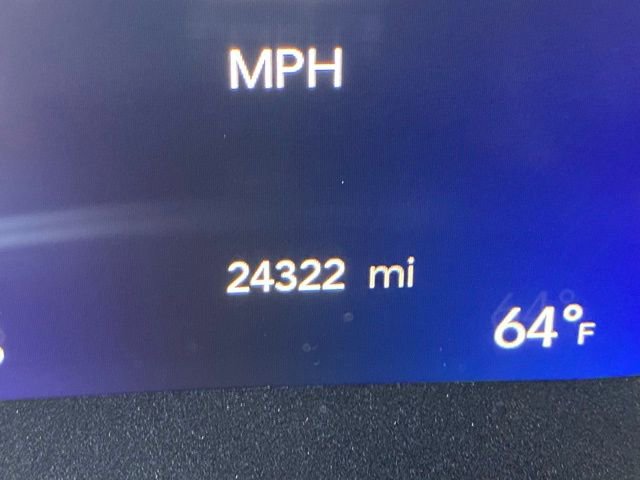 Used 2023 Chrysler Pacifica Pinnacle image 32