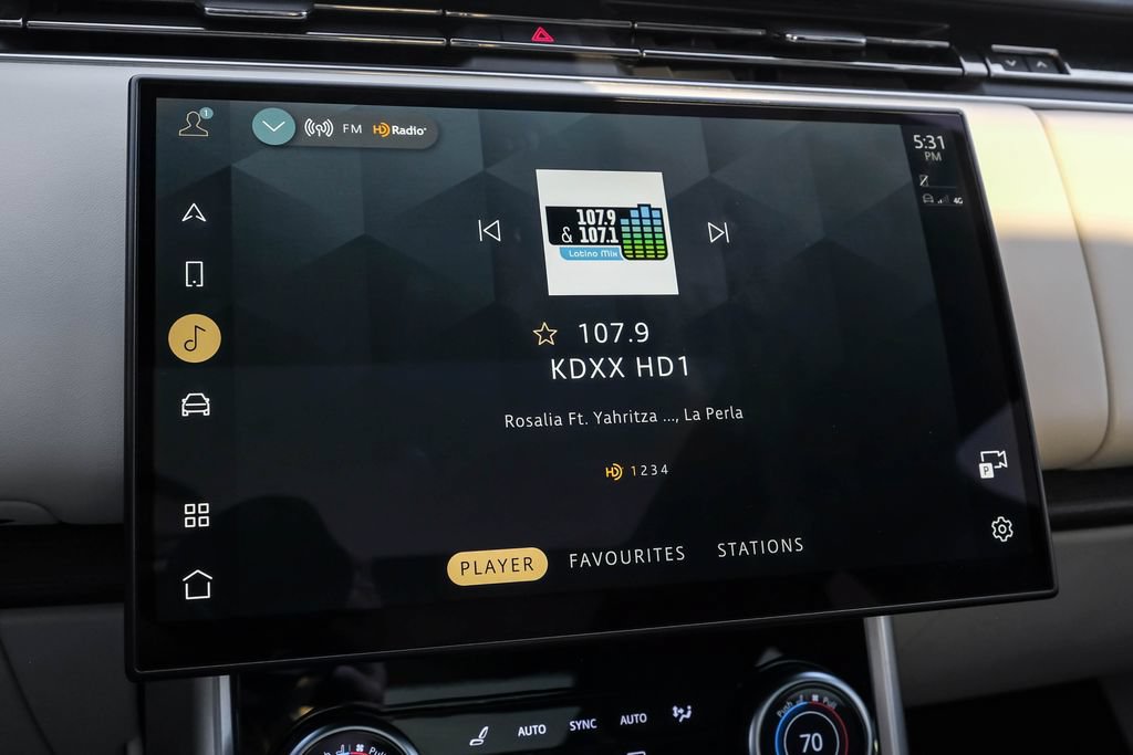 Used 2023 Land Rover Range Rover SE AWD/4WD image 32
