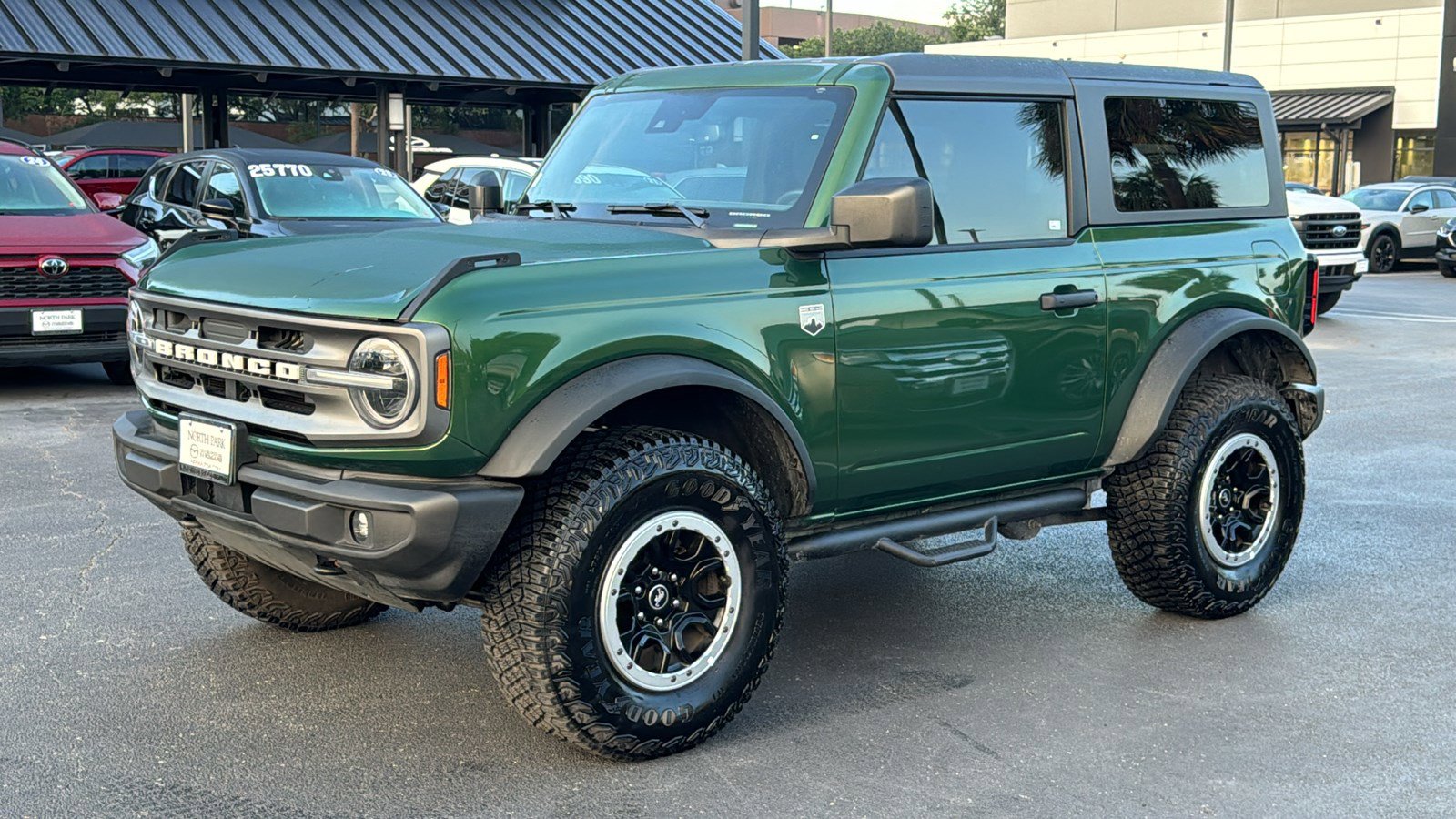 Used 2023 Ford Bronco Big Bend AWD/4WD image 3