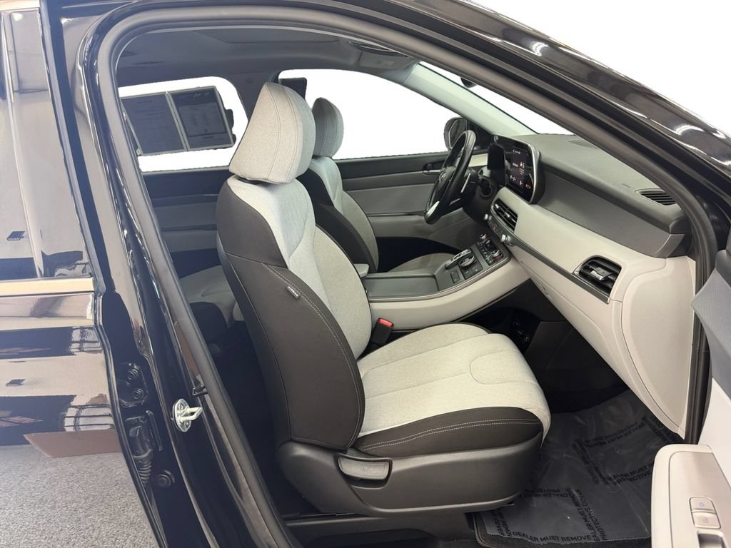 Used 2021 Hyundai Palisade SEL FWD image 17