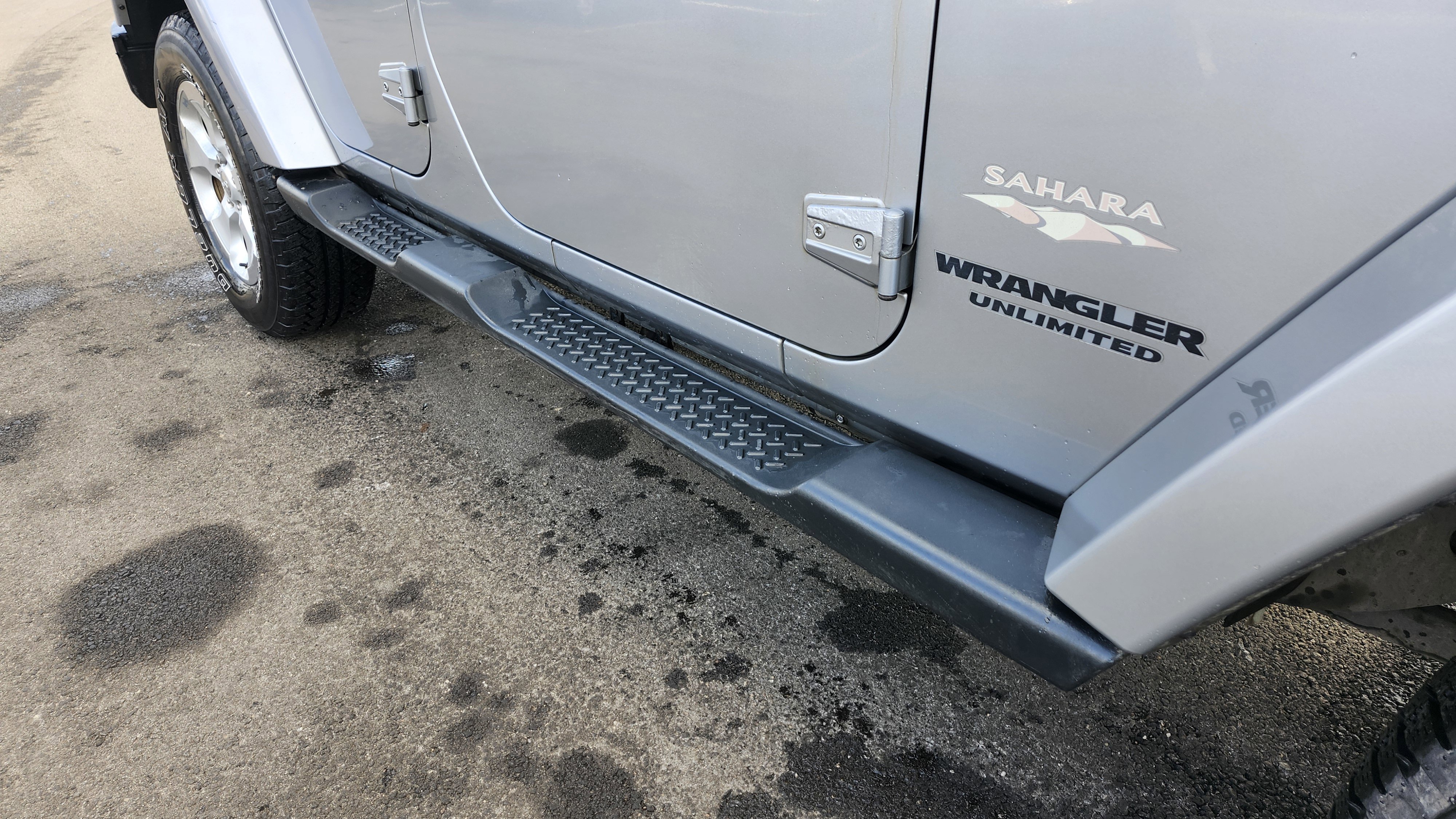 Used 2015 Jeep Wrangler Unlimited Sahara w/ Dual Top Group image 11