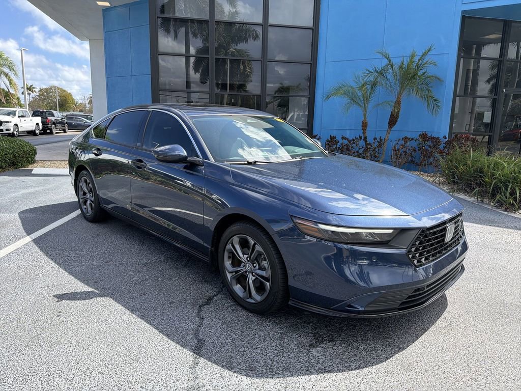 Used 2024 Honda Accord EX-L image 2