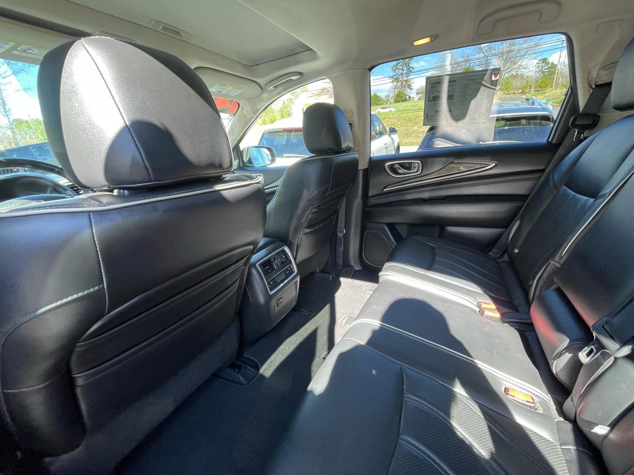 Used 2017 INFINITI QX60 AWD w/ Premium Plus Package image 21