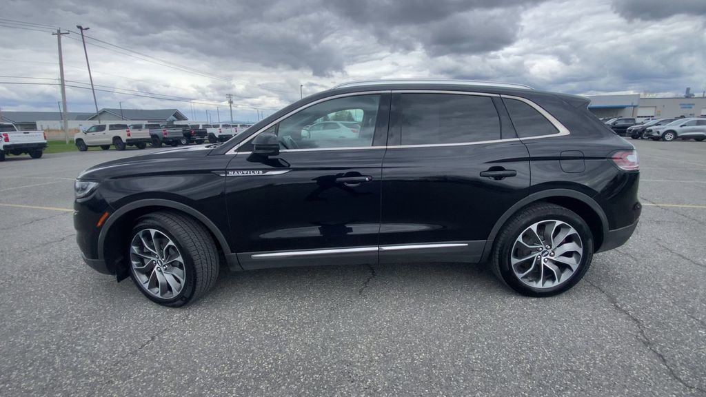 Used 2021 Lincoln Nautilus Reserve w/ Cargo Utility Package AWD/4WD image 5