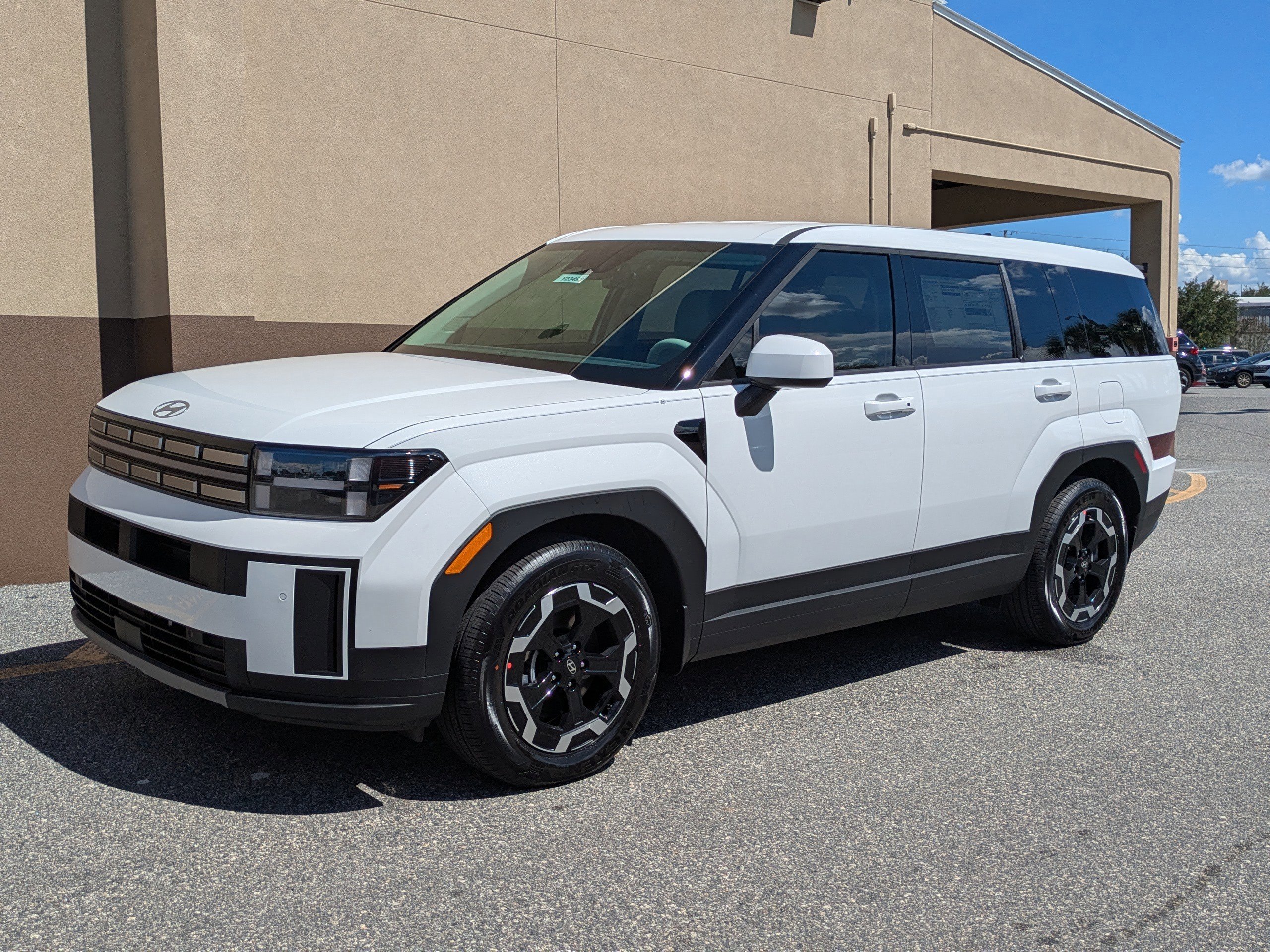 New 2026 Hyundai Santa Fe SE image 10