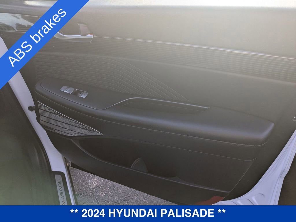 Used 2024 Hyundai Palisade Calligraphy image 38