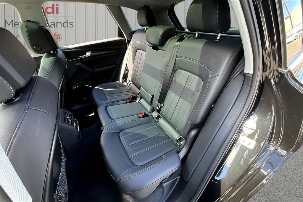 Used 2023 Audi Q5 2.0T Premium w/ Convenience Package image 21