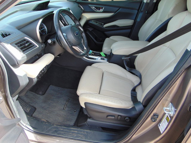 Certified 2022 Subaru Ascent Limited w/ Technology Package AWD/4WD image 10