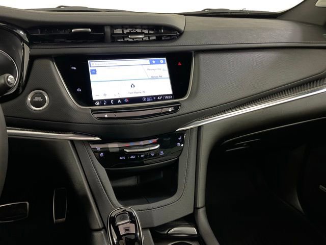 Certified 2025 Cadillac XT5 Sportv image 13