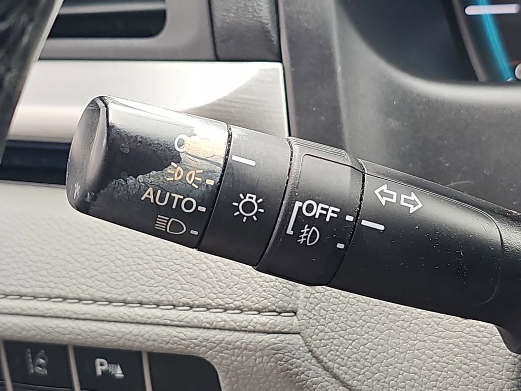 Used 2018 Honda Odyssey Elite image 31