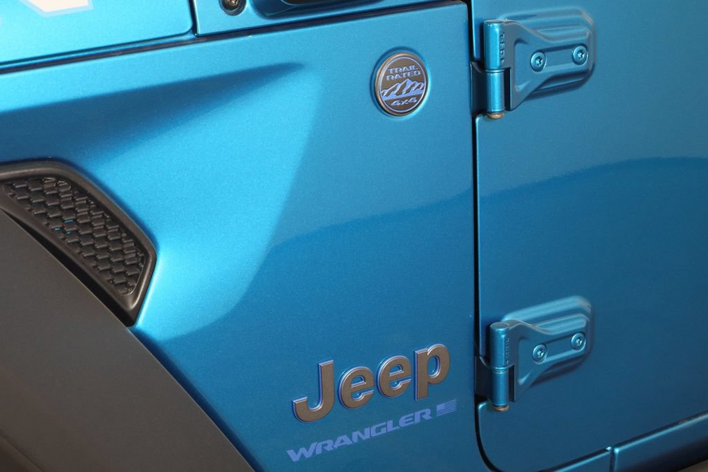 Used 2024 Jeep Wrangler Unlimited Rubicon 4xe w/ Safety Group AWD/4WD image 44