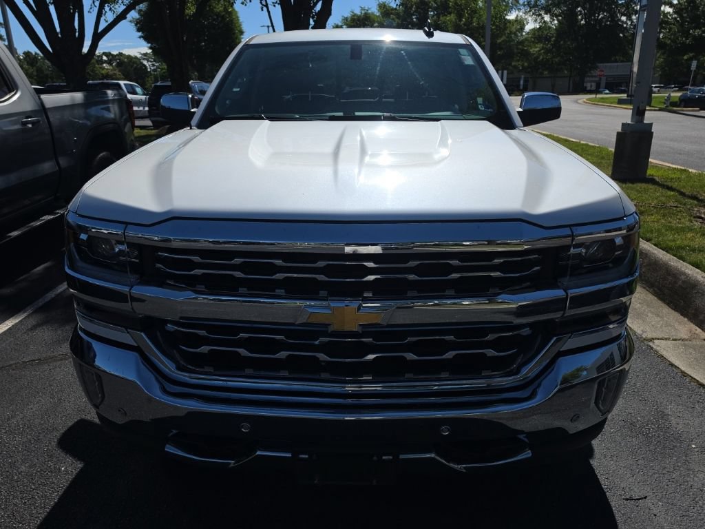 Used 2018 Chevrolet Silverado 1500 LTZ w/ Sport Package AWD/4WD image 6