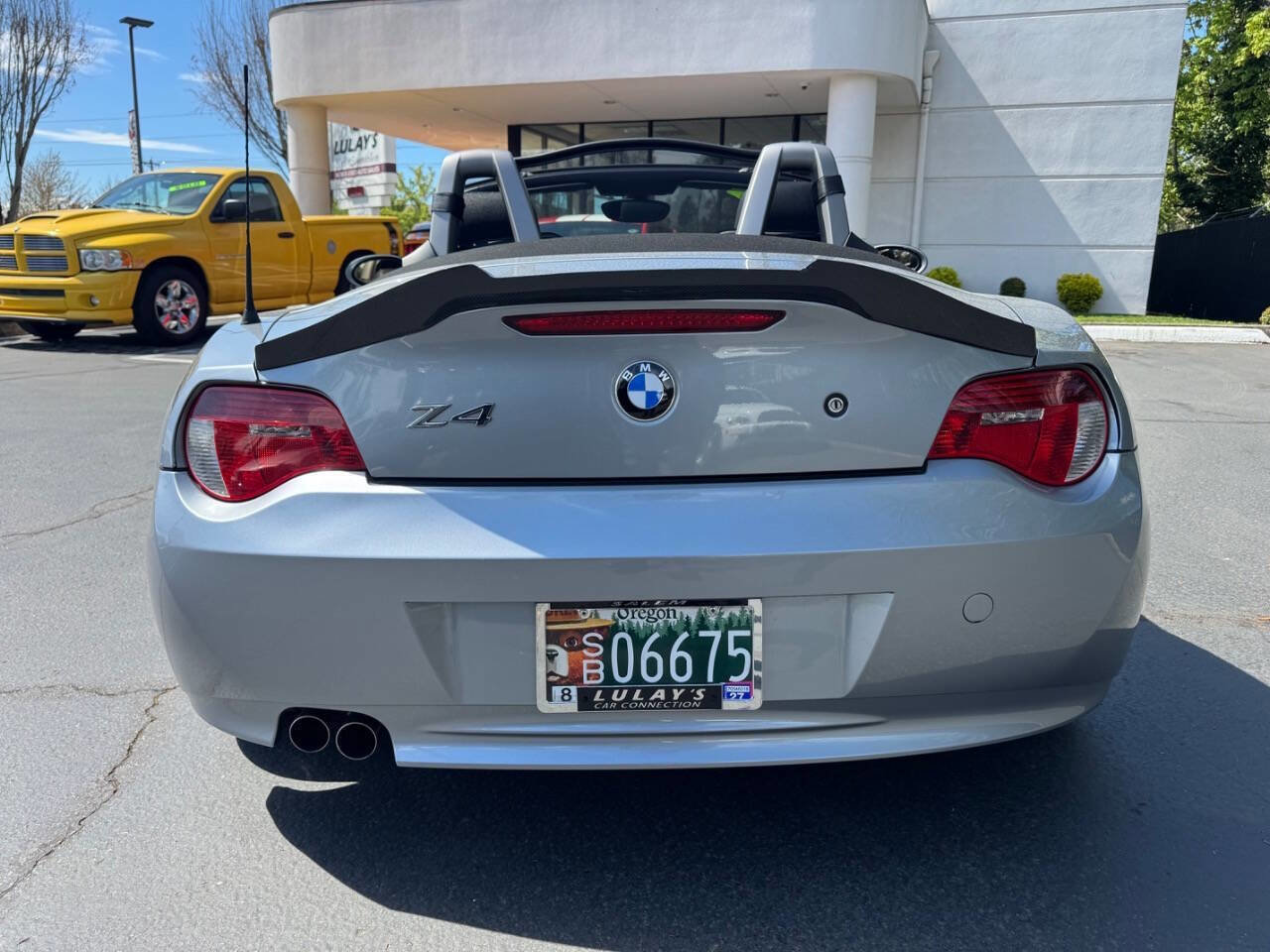 Used 2006 BMW Z4 3.0i RWD image 6