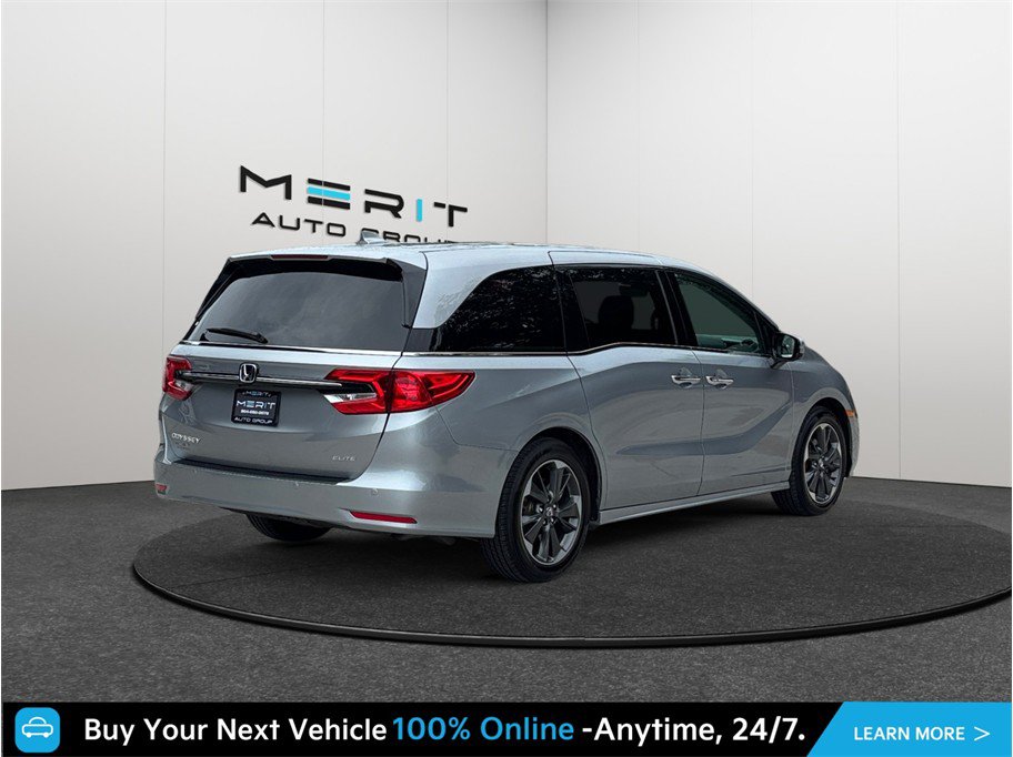 Used 2023 Honda Odyssey Elite image 9