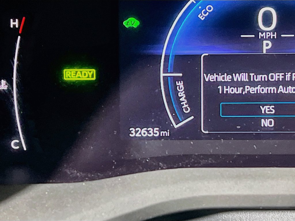 Used 2025 Toyota Camry LE FWD image 11