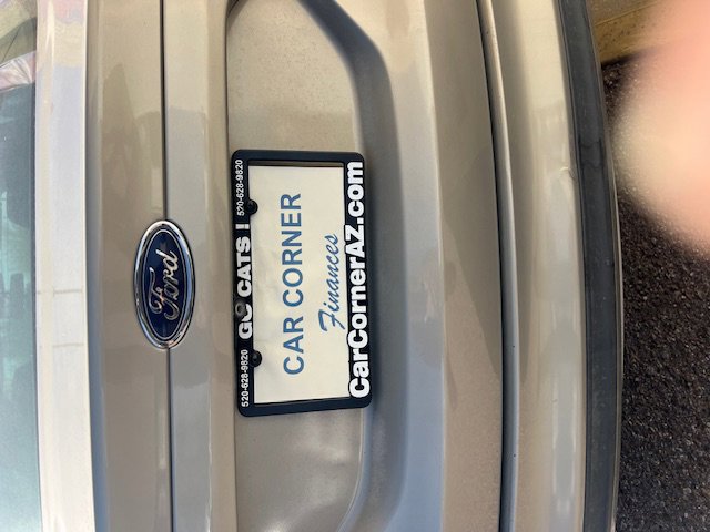 Used 2015 Ford Fusion SE image 3