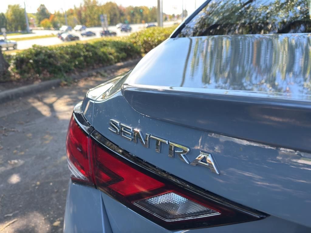 New 2025 Nissan Sentra SR w/ SR Premium Package image 14