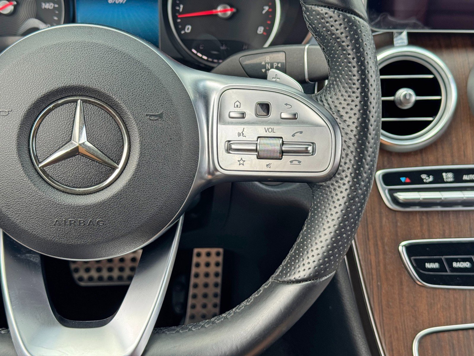 Used 2020 Mercedes-Benz C 300 Cabriolet image 23