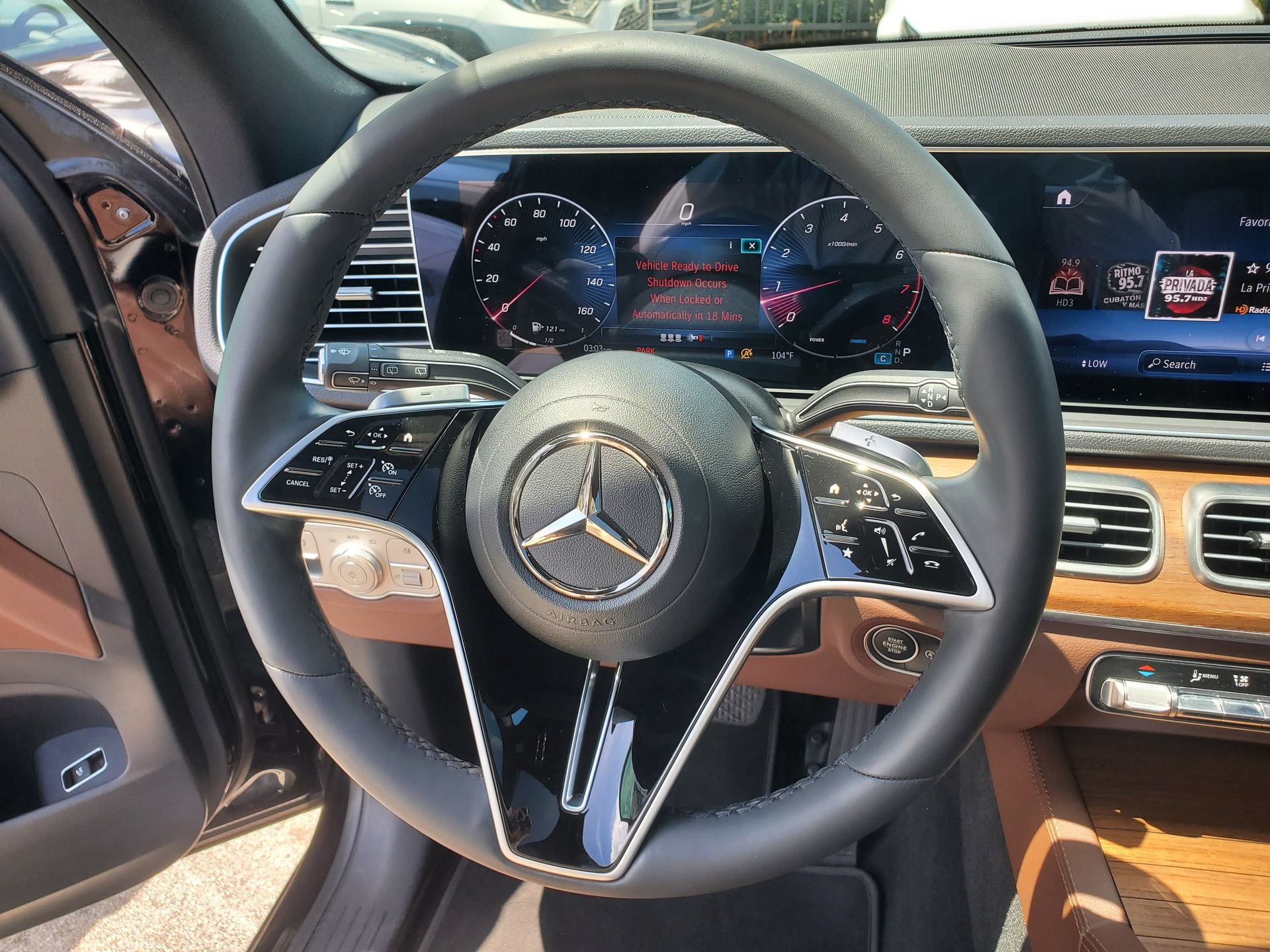Used 2024 Mercedes-Benz GLE 350 4MATIC image 23
