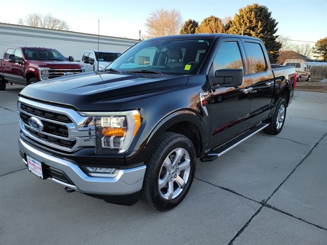 Certified 2022 Ford F150 XLT w/ Equipment Group 302A High image 12