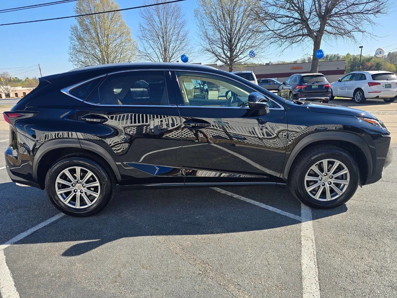 Used 2016 Lexus NX 200t FWD w/ Accessory Package image 7