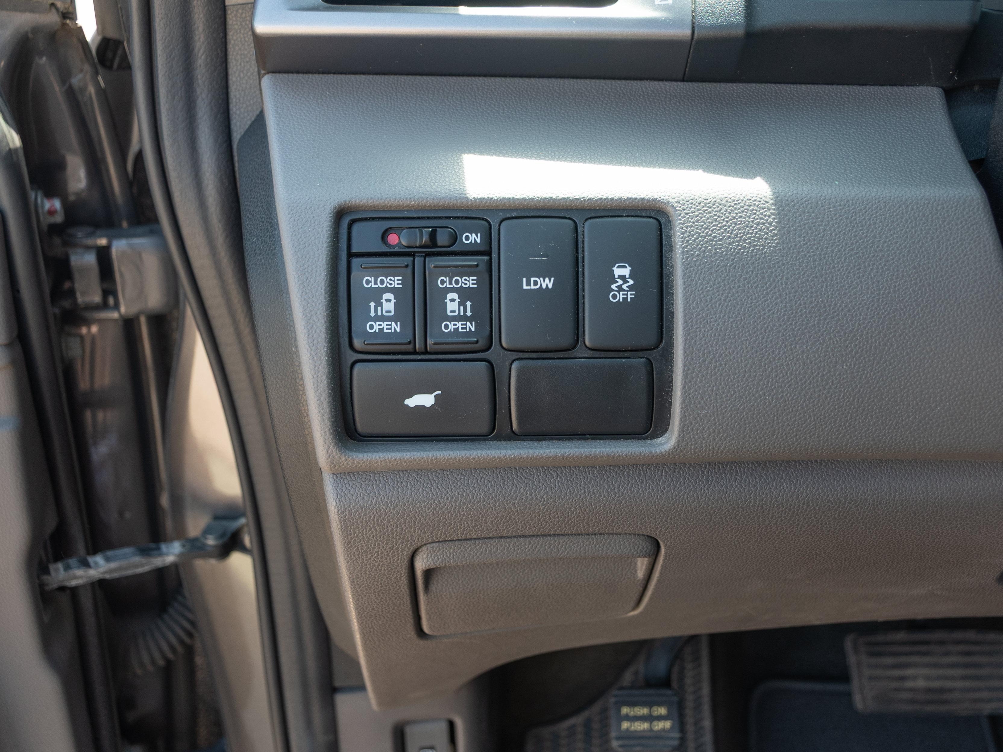 Used 2014 Honda Odyssey EX-L image 11