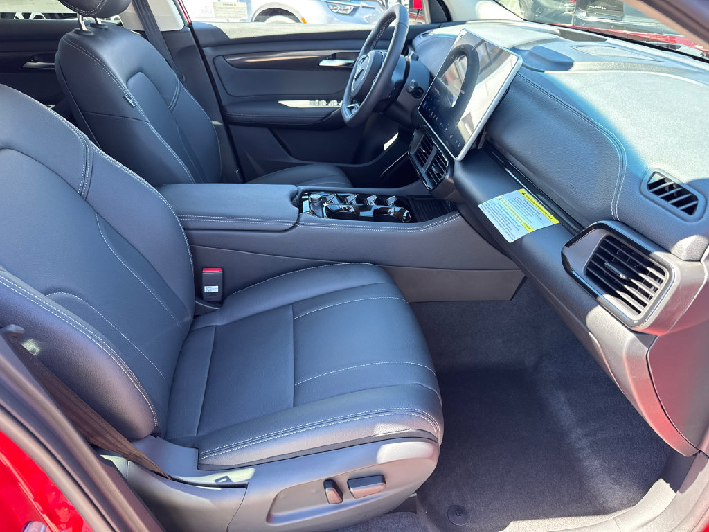 New 2027 VinFast VF 8 Eco AWD/4WD image 13