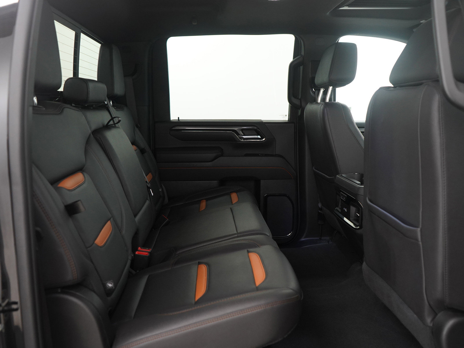 Used 2024 GMC Sierra 3500 AT4 w/ AT4 Premium Plus Package image 12