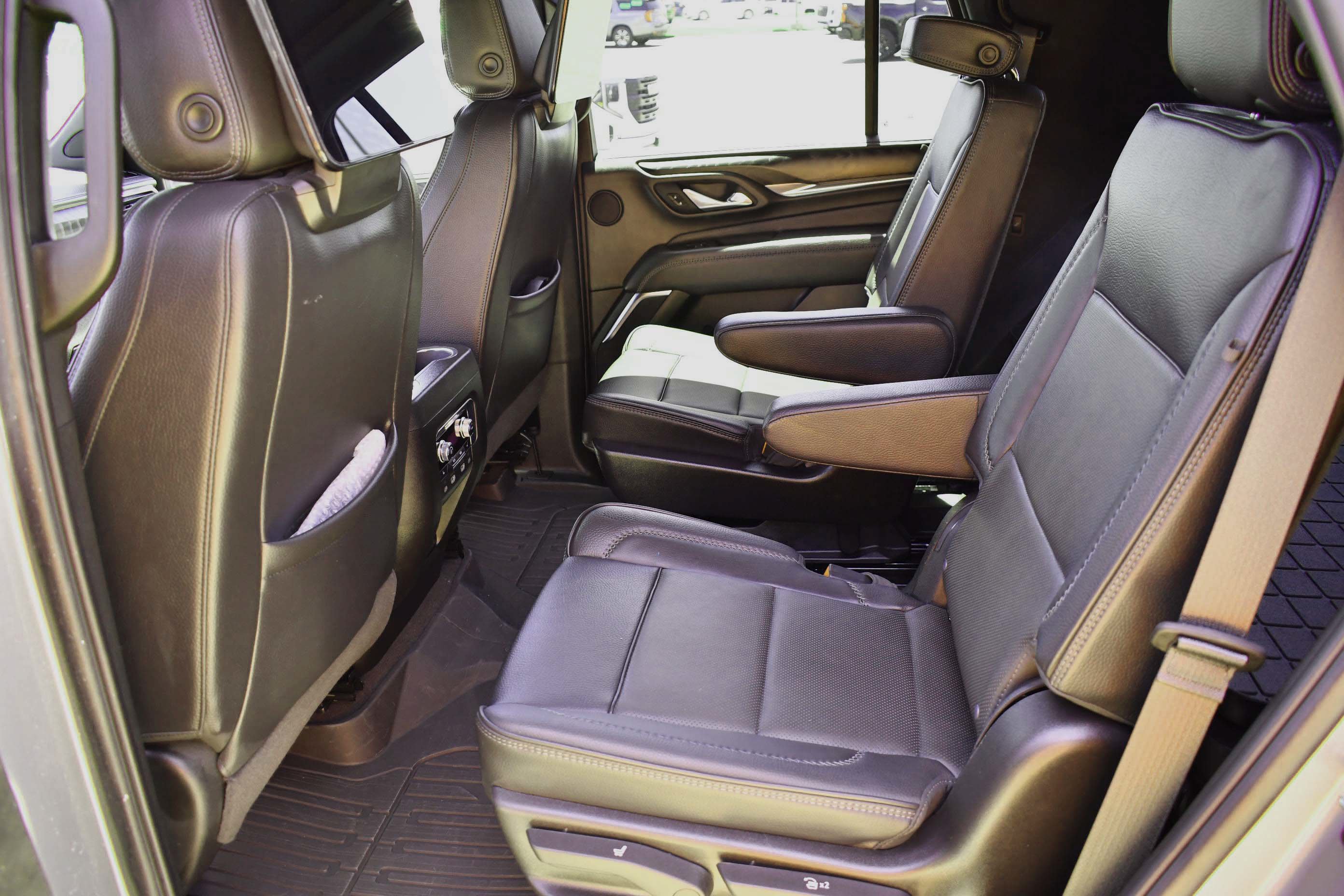 Used 2023 GMC Yukon Denali w/ Denali Reserve Package AWD/4WD image 27