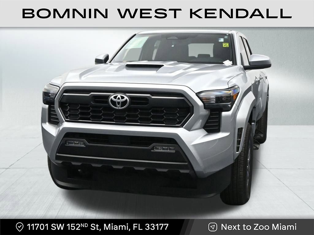 Used 2024 Toyota Tacoma TRD Sport image 8