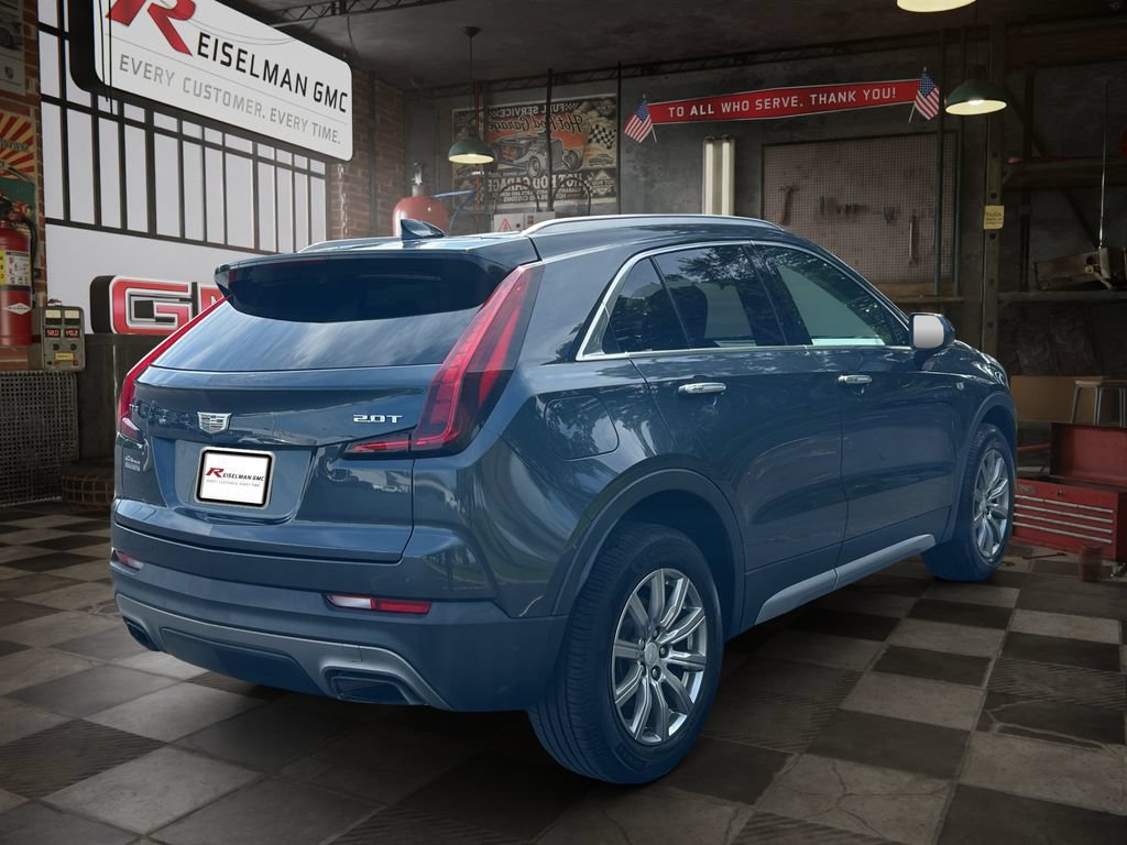 Used 2019 Cadillac XT4 Premium Luxury w/ Driver Awareness Package FWD image 5