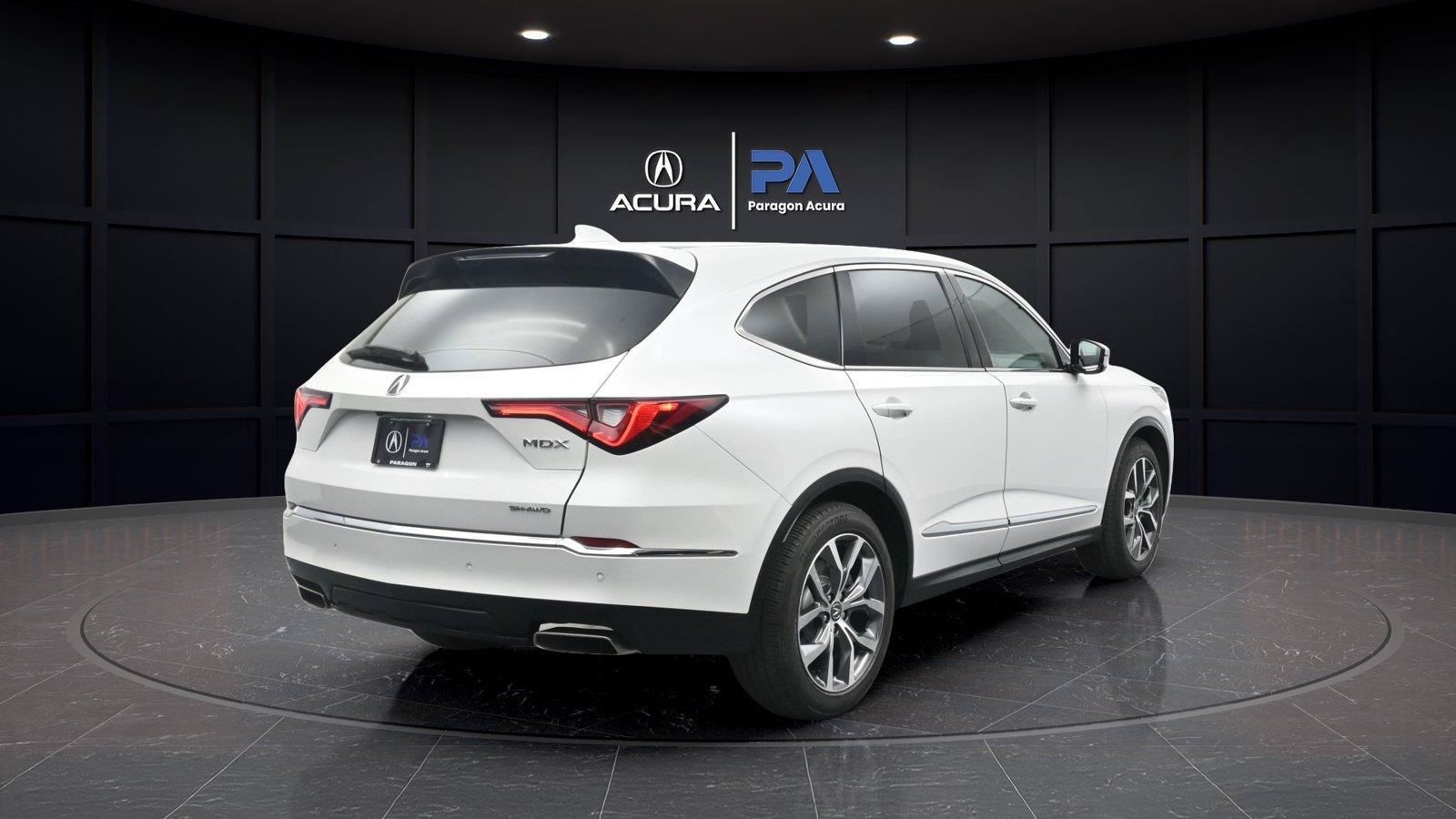 Used 2024 Acura MDX SH-AWD w/ Technology Package image 27