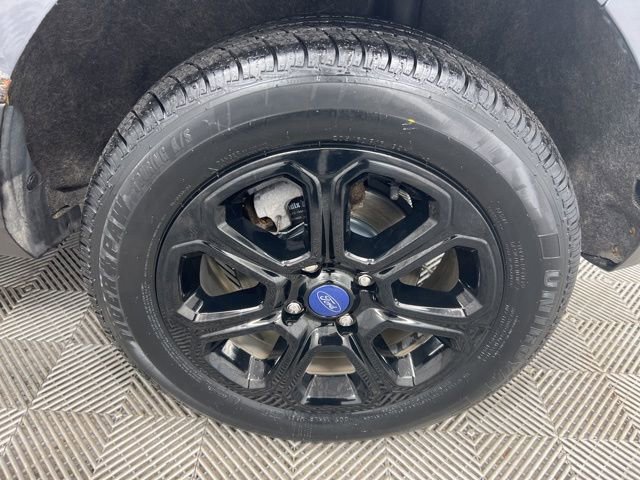 Used 2020 Ford EcoSport SE image 9